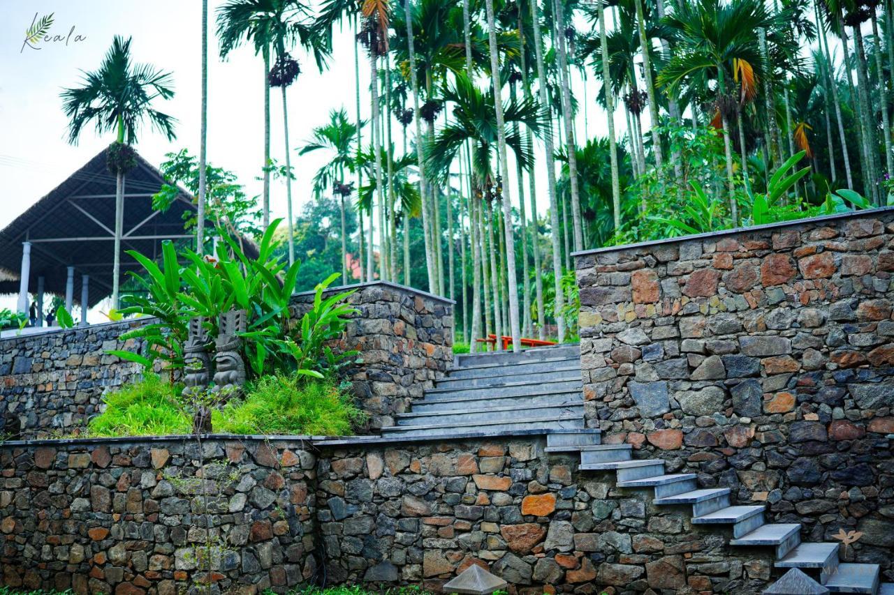 Maayaa Riverside Villa By Kpm Tripenta Attappādi Exteriér fotografie