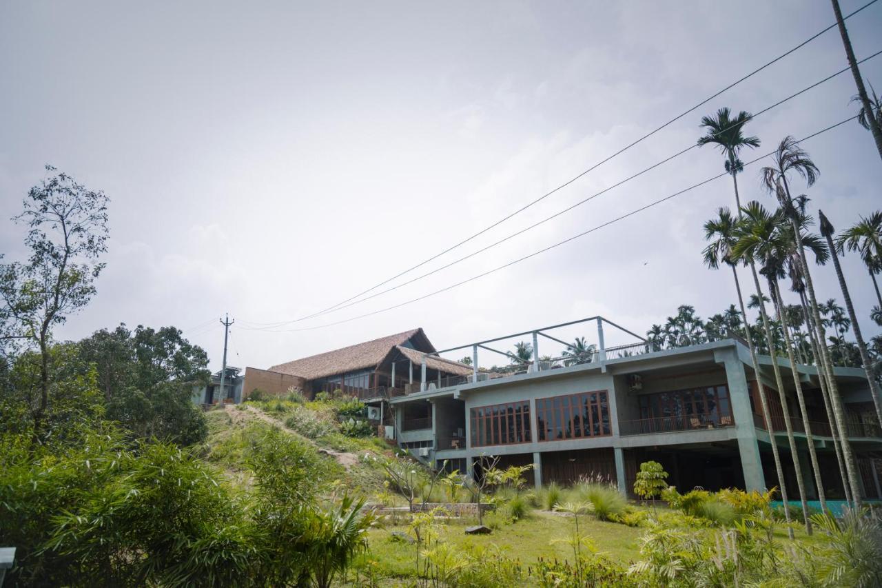 Maayaa Riverside Villa By Kpm Tripenta Attappādi Exteriér fotografie