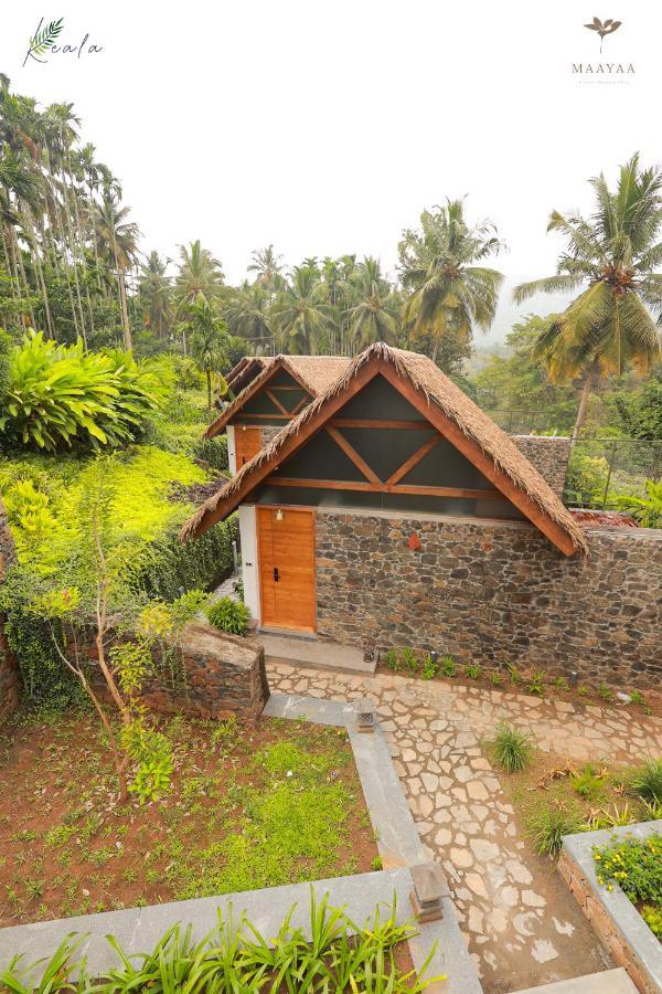 Maayaa Riverside Villa By Kpm Tripenta Attappādi Exteriér fotografie